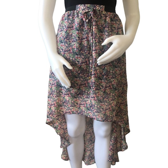 princess vera wang Dresses & Skirts - Princess Vera Wang Skirt